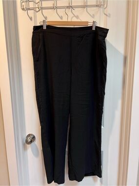 Old Navy Women’s Black Elastic Waist Flowy Pants